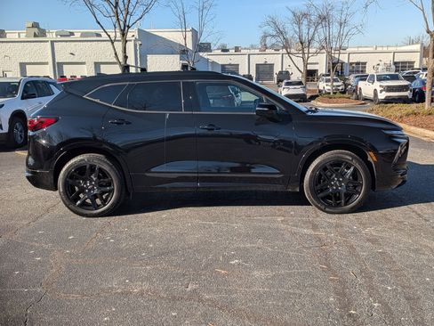 Certified 2025 Chevrolet Blazer RS w/ Driver Confidence II Package image 10