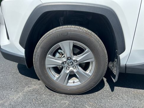 Certified 2025 Toyota RAV4 XLE AWD/4WD image 29