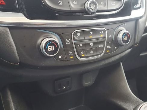 Certified 2018 Chevrolet Traverse LT w/ LPO, Floor Liner Package image 35