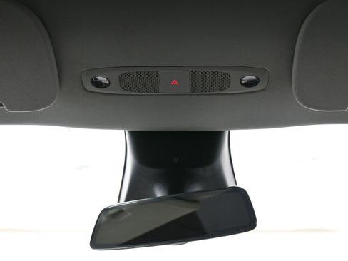 Used 2022 Tesla Model Y Performance image 24