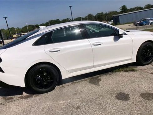 New 2026 Kia K5 LXS image 3