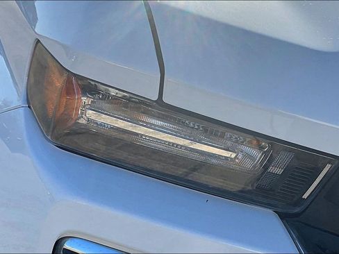 Used 2024 Chevrolet Silverado 2500 LT w/ Convenience Package image 31