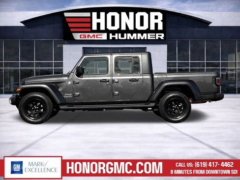Used 2023 Jeep Gladiator Overland image 6