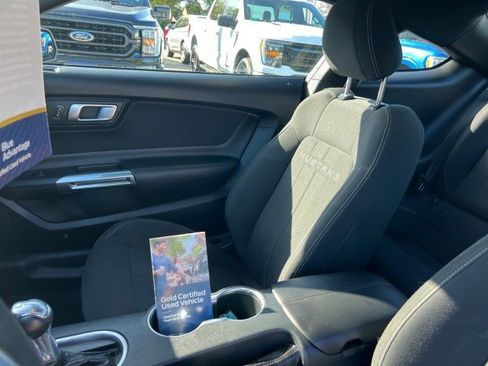 Certified 2021 Ford Mustang Coupe image 8