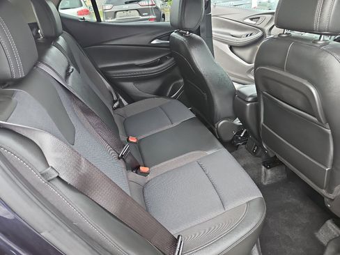 Used 2021 Buick Encore GX Select image 19