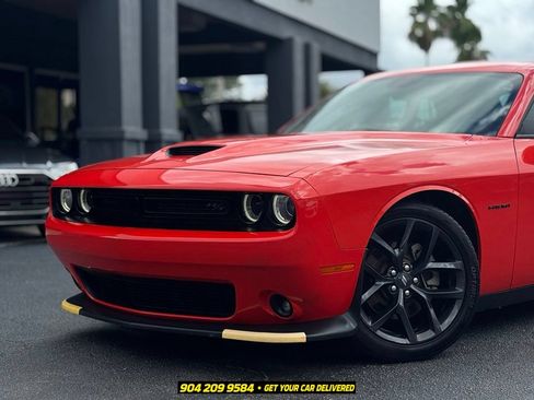Used 2021 Dodge Challenger R/T w/ Blacktop Package RWD image 3