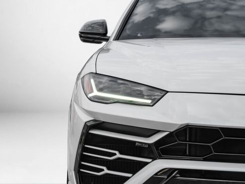 Used 2022 Lamborghini Urus image 57