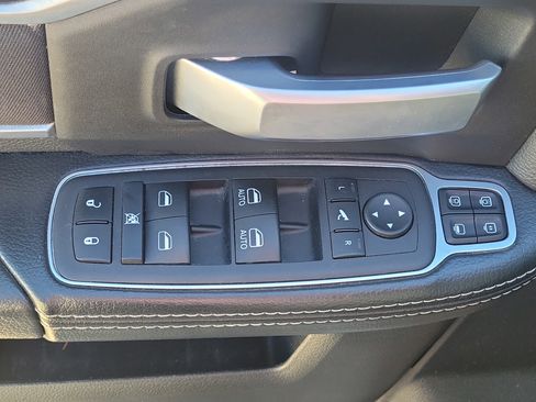 Used 2024 RAM 2500 Big Horn image 13