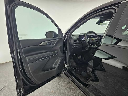 New 2026 Chevrolet Traverse LT w/ Sun and Wheel Package image 21