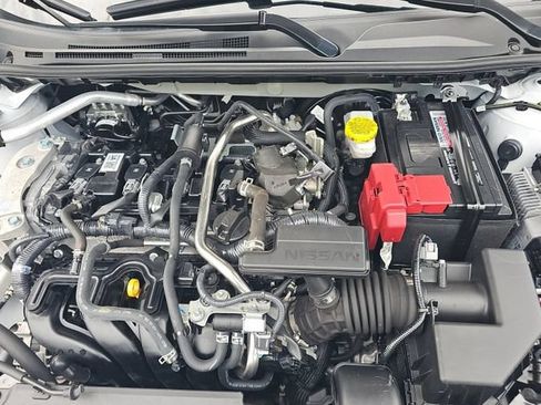 Used 2025 Nissan Sentra SV FWD image 17