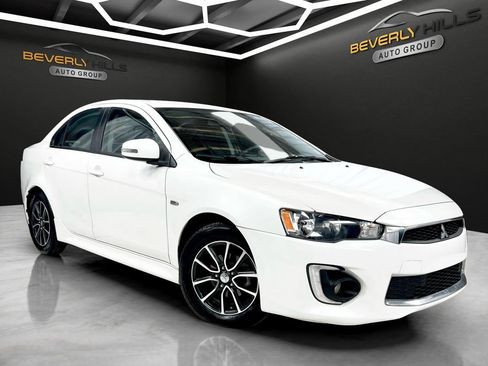 Used 2017 Mitsubishi Lancer ES FWD image 7