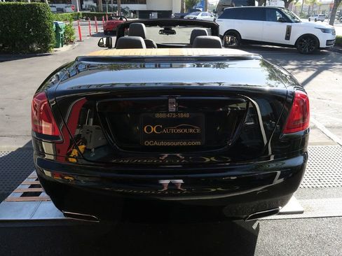 Used 2016 Rolls-Royce Dawn image 56