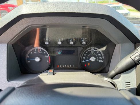 Used 2016 Ford F250 XL w/ Power Equipment Group AWD/4WD image 21