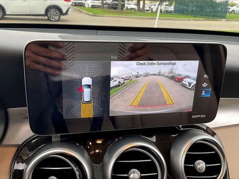 Used 2021 Mercedes-Benz GLC 300 4MATIC image 26