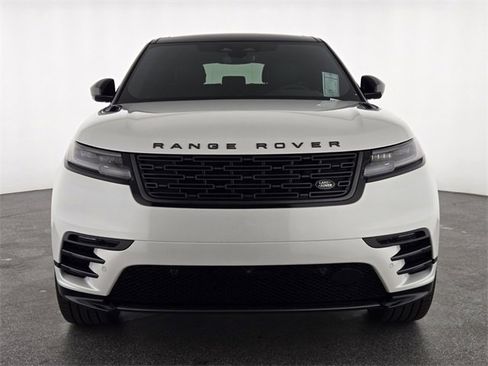 New 2026 Land Rover Range Rover Velar Dynamic SE image 3