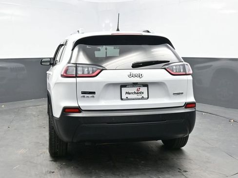 Used 2020 Jeep Cherokee Latitude Plus image 5