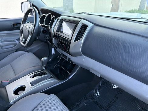 Used 2012 Toyota Tacoma PreRunner w/ TRD Sport Pkg image 14