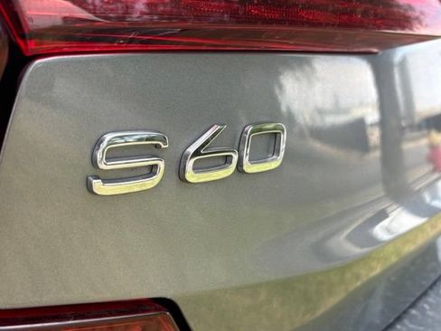 Used 2019 Volvo S60 T6 R-Design AWD/4WD image 7