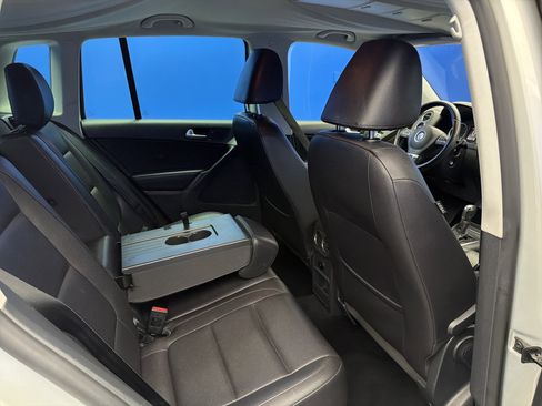 Used 2012 Volkswagen Tiguan SE AWD/4WD image 23