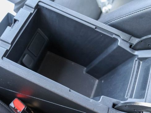 Used 2024 Chevrolet Blazer LT image 19