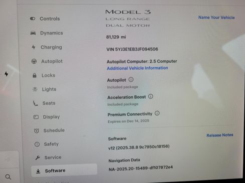 Used 2018 Tesla Model 3 Long Range image 13