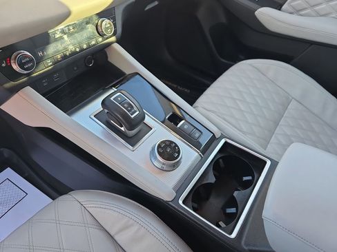 Used 2023 Mitsubishi Outlander SEL 40th Anniversary image 23