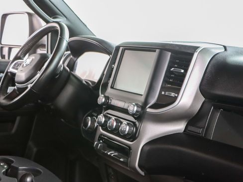 Used 2024 RAM 2500 Big Horn AWD/4WD image 27