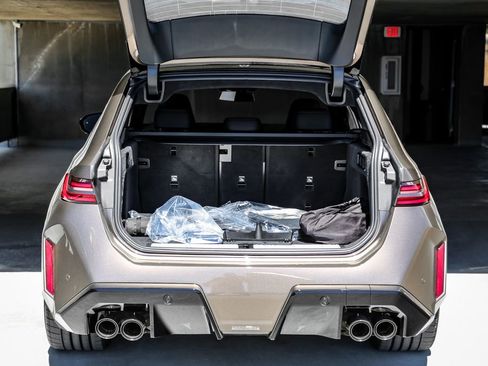 New 2026 BMW M5 Touring AWD/4WD image 31