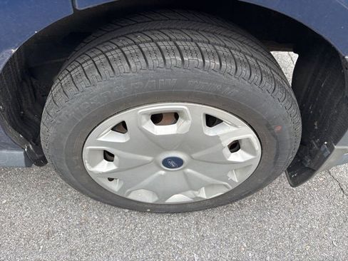 Used 2017 Ford Transit Connect XL image 7