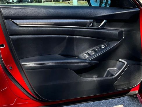 Used 2019 Honda Accord Sport image 26