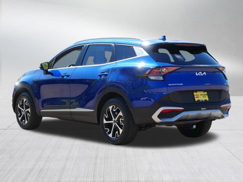 Certified 2023 Kia Sportage EX AWD/4WD image 5