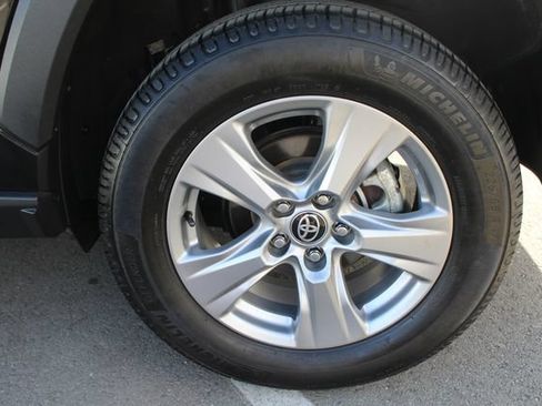 Certified 2024 Toyota RAV4 XLE AWD/4WD image 8
