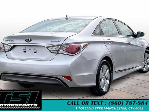 Used 2012 Hyundai Sonata Hybrid FWD image 2