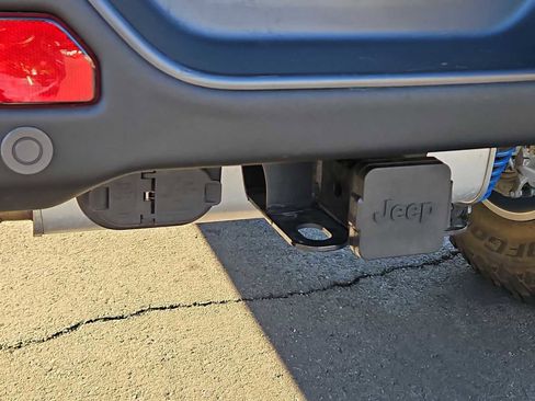 Used 2022 Jeep Wrangler Unlimited Rubicon w/ Trailer Tow Package image 34