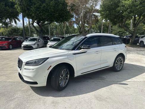 Used 2022 Lincoln Corsair Grand Touring AWD/4WD image 16