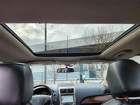 Used 2014 Lincoln MKX AWD w/ Equipment Group 102A image 16