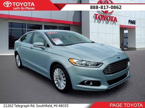 Used 2014 Ford Fusion SE w/ Equipment Group 502A FWD image 1