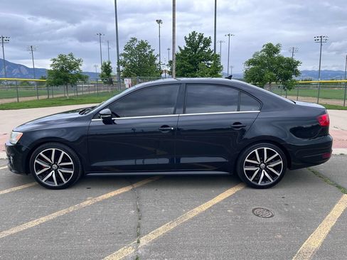 Used 2012 Volkswagen Jetta GLI Autobahn FWD image 8