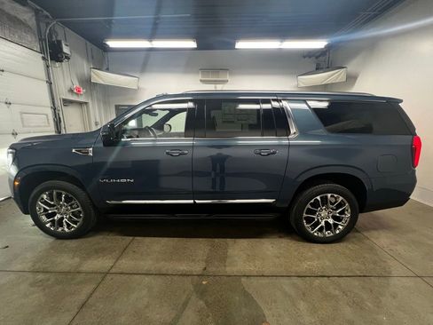 New 2026 GMC Yukon XL Elevation w/ Elevation Premium Package image 6