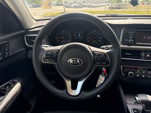 Used 2016 Kia Optima LX w/ LX Convenience Package FWD image 19