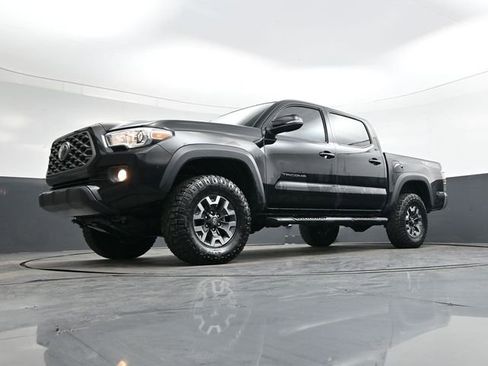 Used 2023 Toyota Tacoma TRD Off-Road image 39