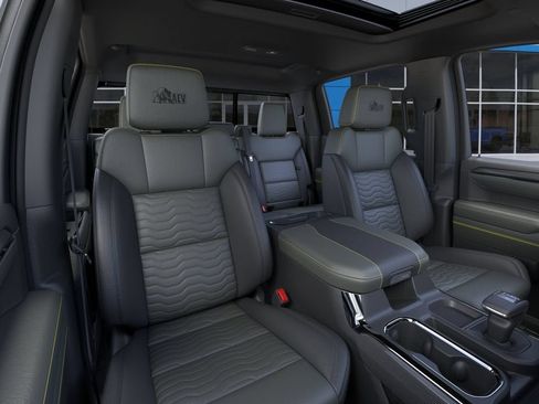 New 2026 Chevrolet Silverado 1500 ZR2 AWD/4WD image 17