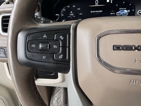 Used 2022 GMC Yukon Denali AWD/4WD image 19