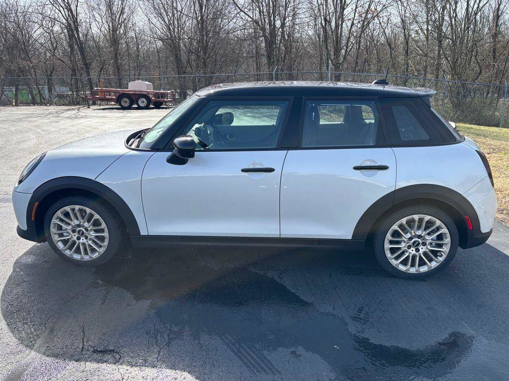 Used 2025 MINI Cooper S FWD image 2