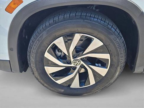 Used 2026 Volkswagen Tiguan S FWD image 22