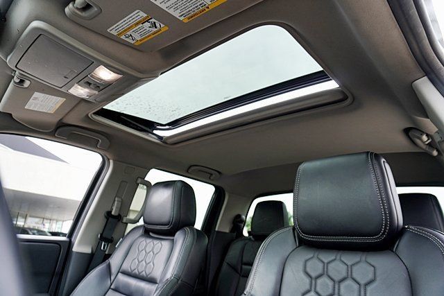 Certified 2024 Nissan Frontier SL w/ Technology Package RWD image 24