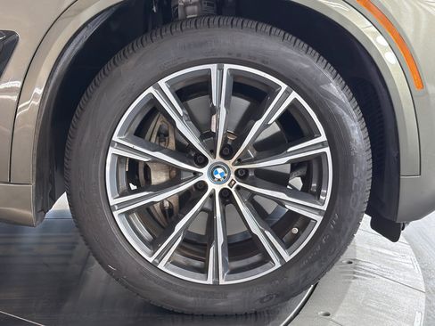 Used 2024 BMW X5 xDrive50e w/ Executive Package AWD/4WD image 13