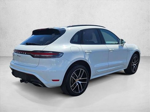 Used 2024 Porsche Macan AWD/4WD image 5