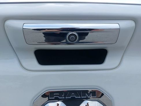Used 2020 RAM 1500 Limited w/ Body Color Bumper Group AWD/4WD image 34