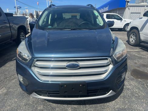 Used 2018 Ford Escape SE image 4